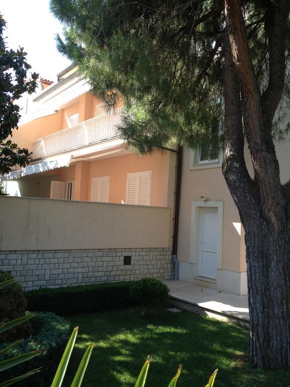 Apartments Monfiorenzo โรวีน ภายนอก รูปภาพ