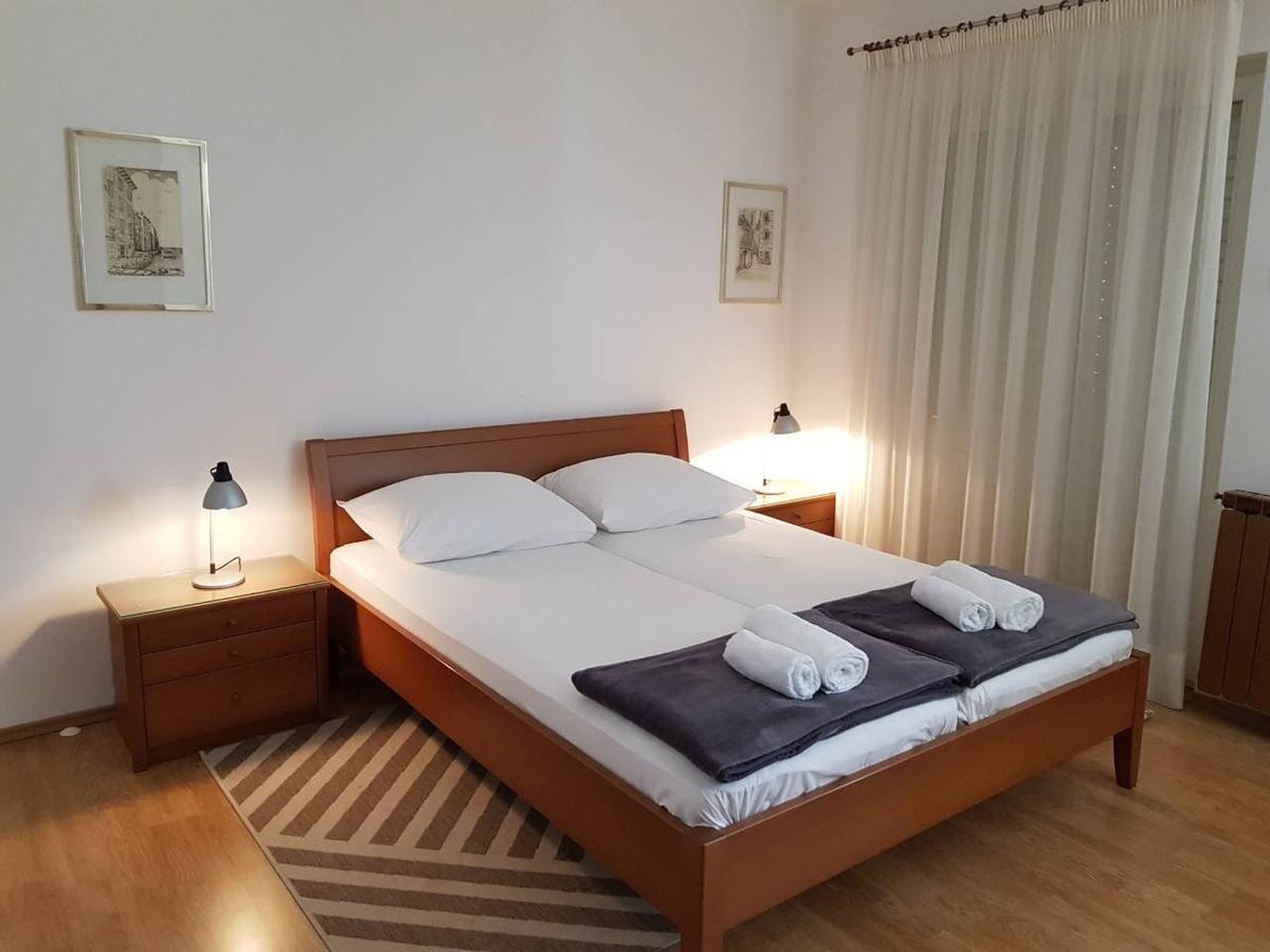 Apartments Monfiorenzo โรวีน ภายนอก รูปภาพ