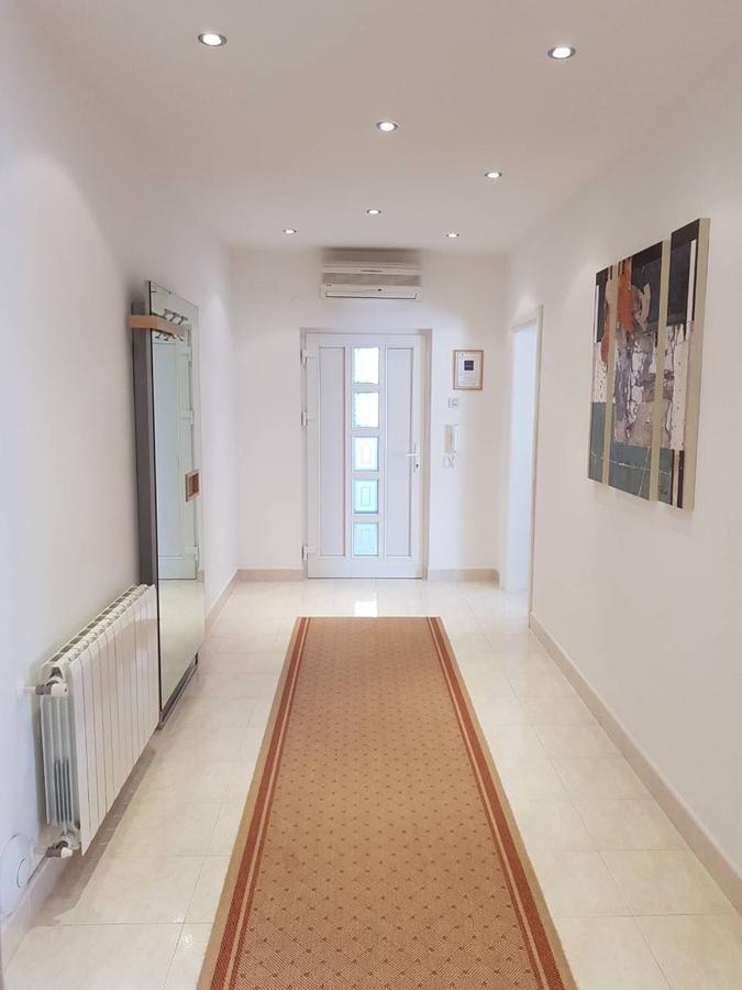 Apartments Monfiorenzo โรวีน ภายนอก รูปภาพ